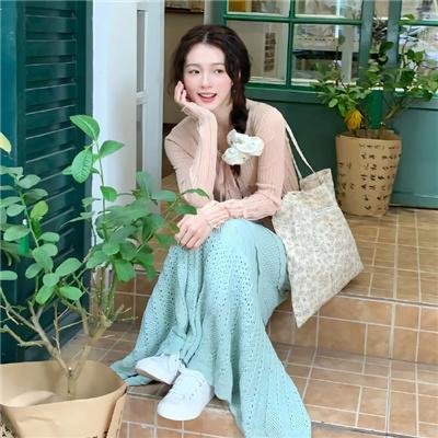 女猫